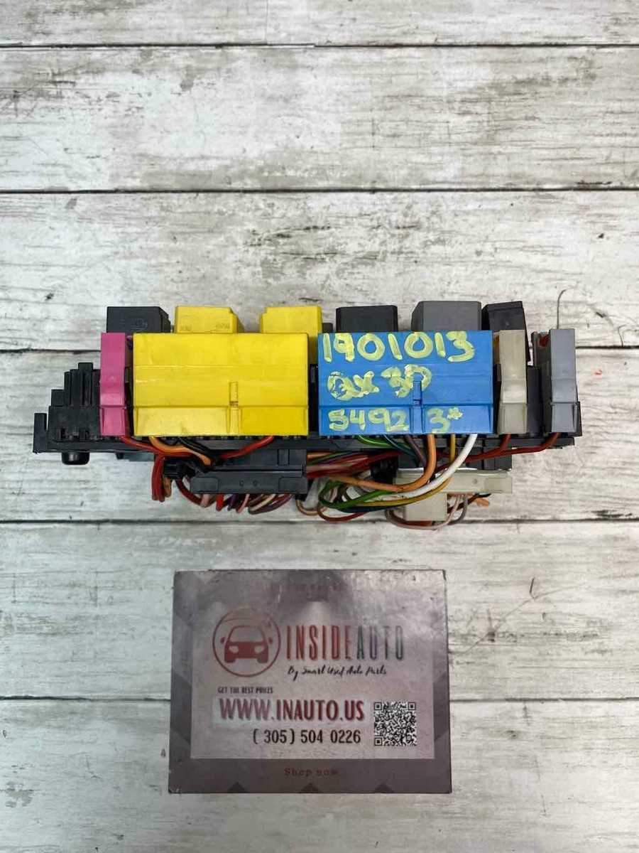2017 infiniti qx30 fuse box diagram