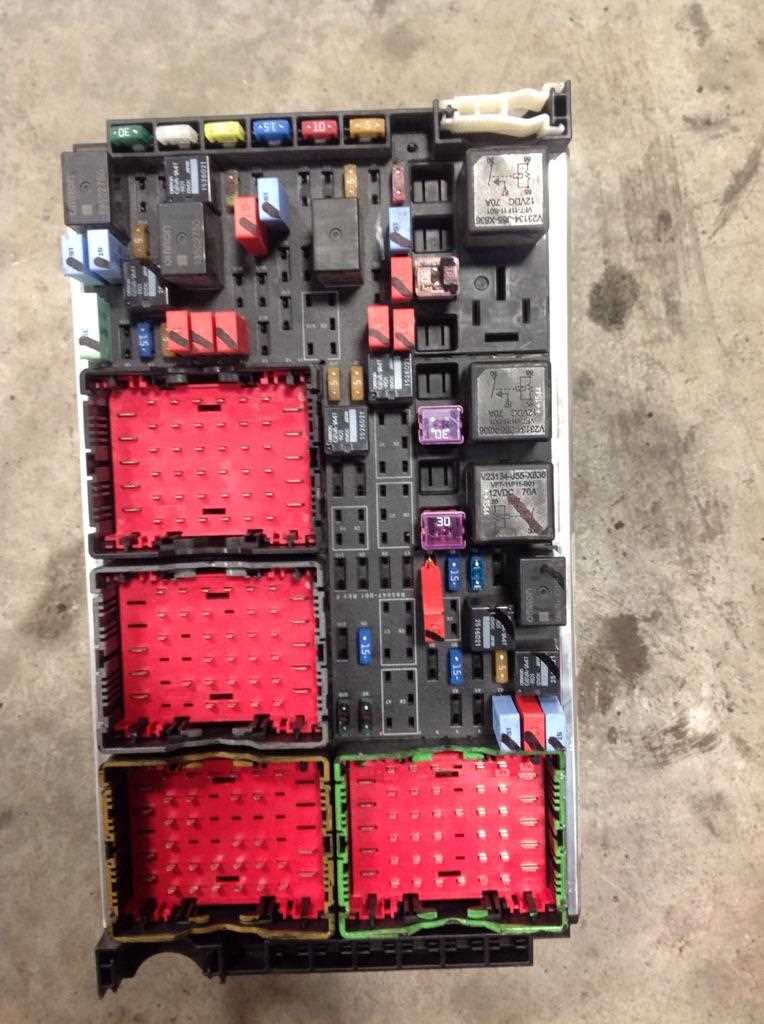 2017 t680 fuse box diagram