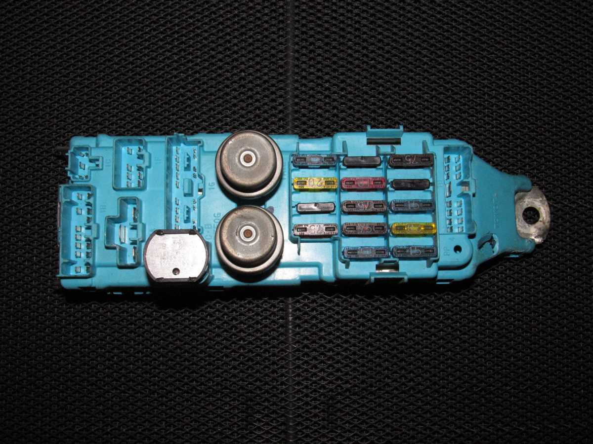 2018 toyota camry interior fuse box diagram
