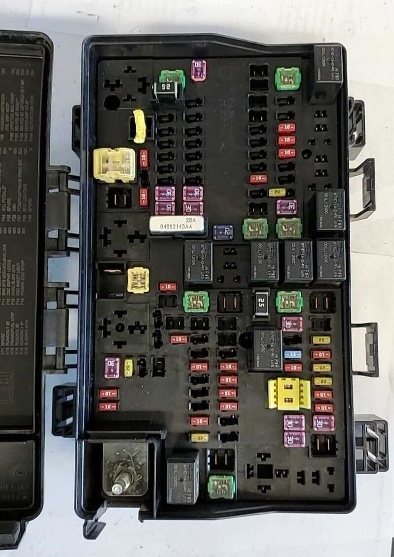 2021 dodge challenger fuse box diagram