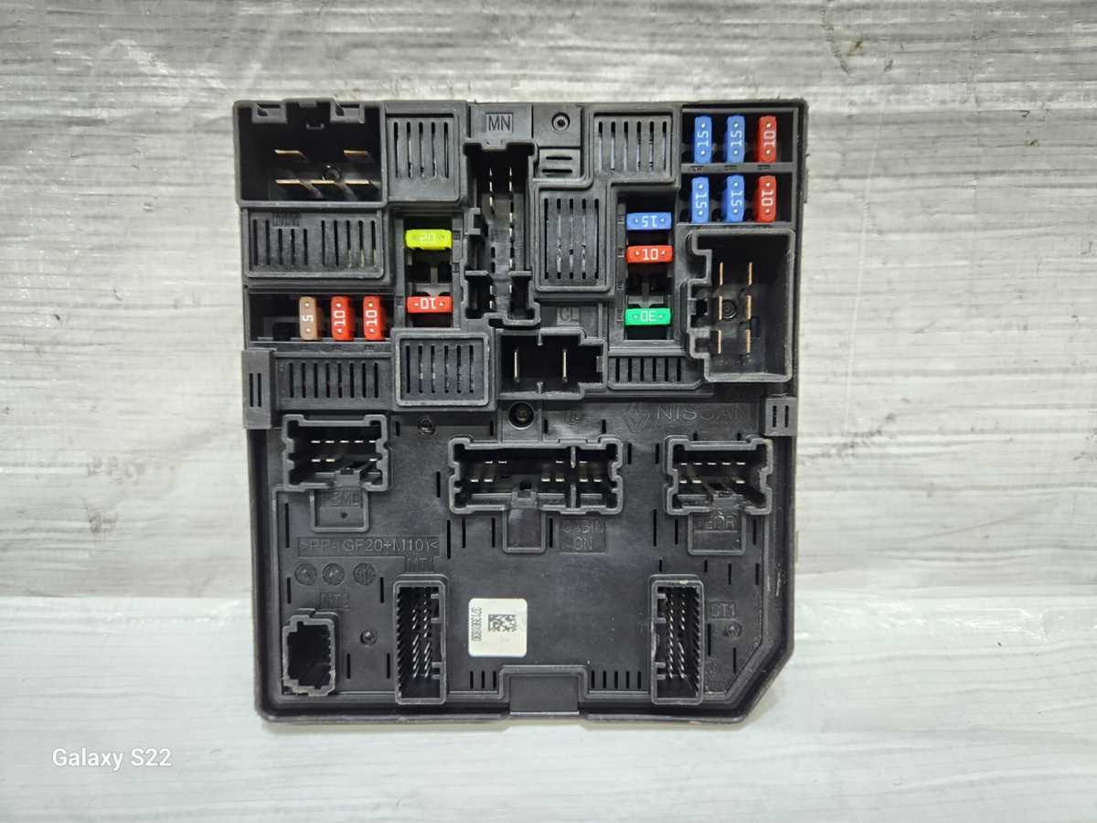 2022 nissan rogue fuse box diagram