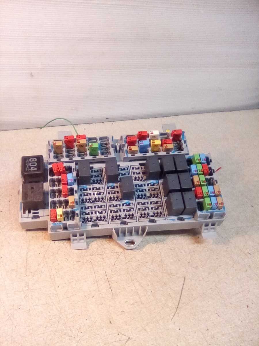 2024 international lt fuse box diagram