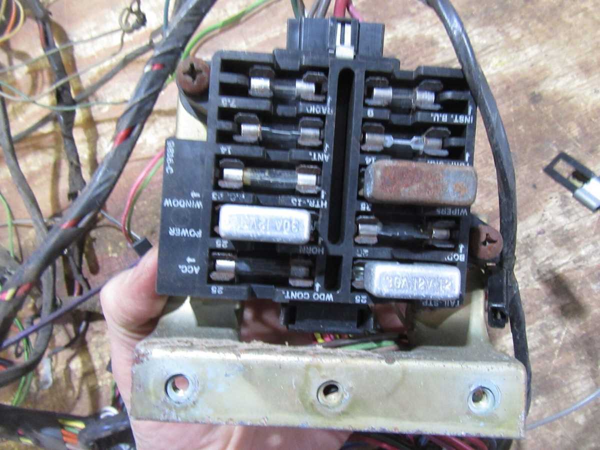 95 cadillac deville fuse box diagram