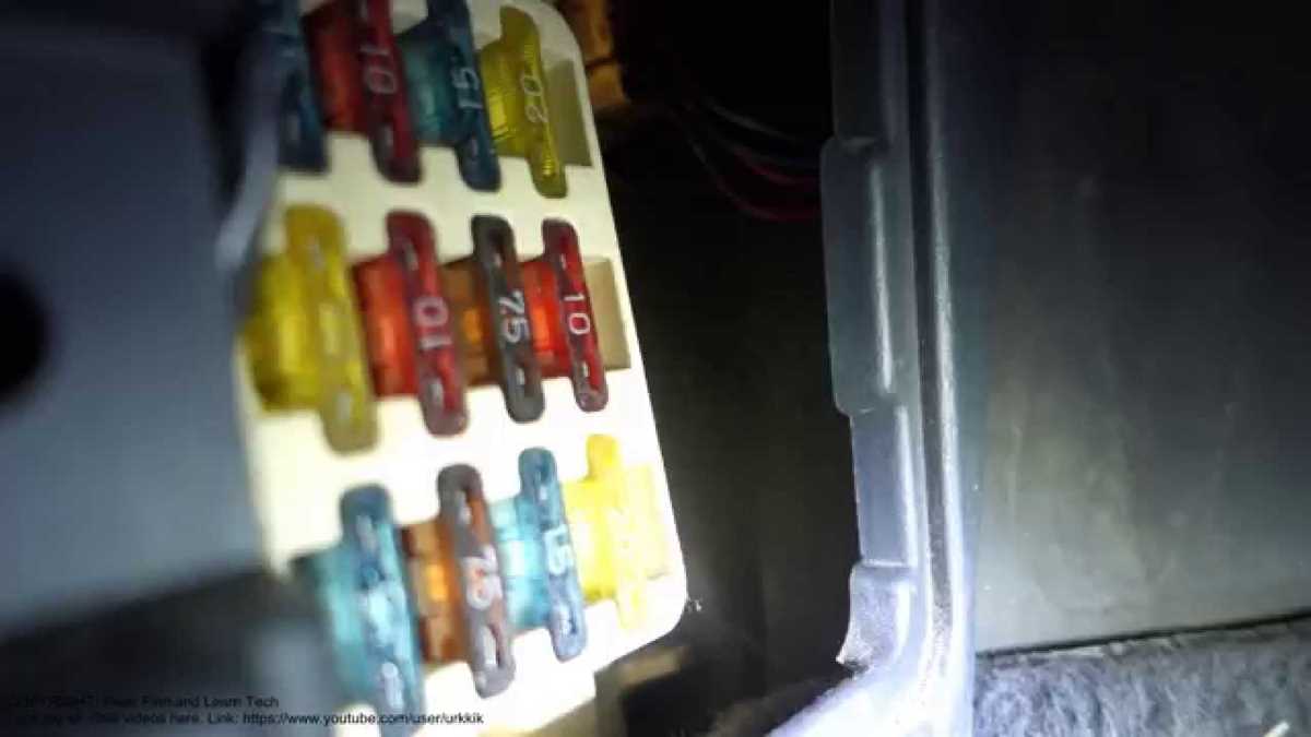 97 toyota corolla fuse box diagram