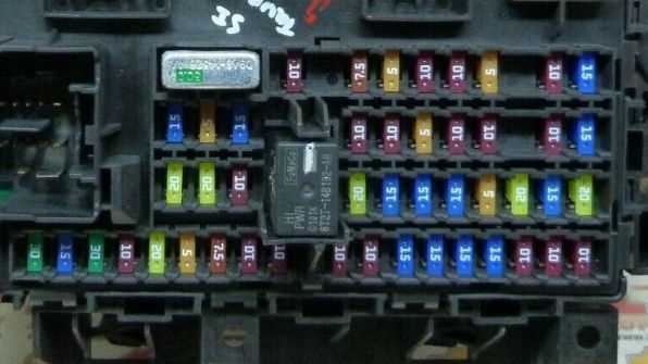 ford taurus 2016 fuse box diagram