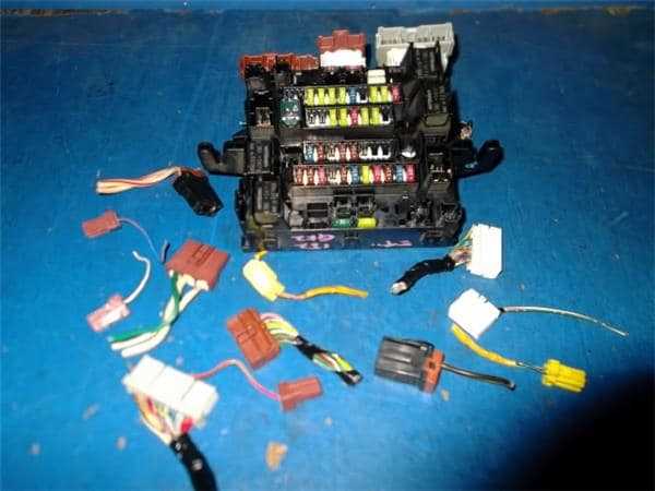 honda mobilio fuse box diagram honda mobilio fuse box diagram