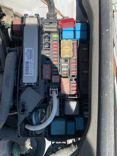 lexus ct200h fuse box diagram