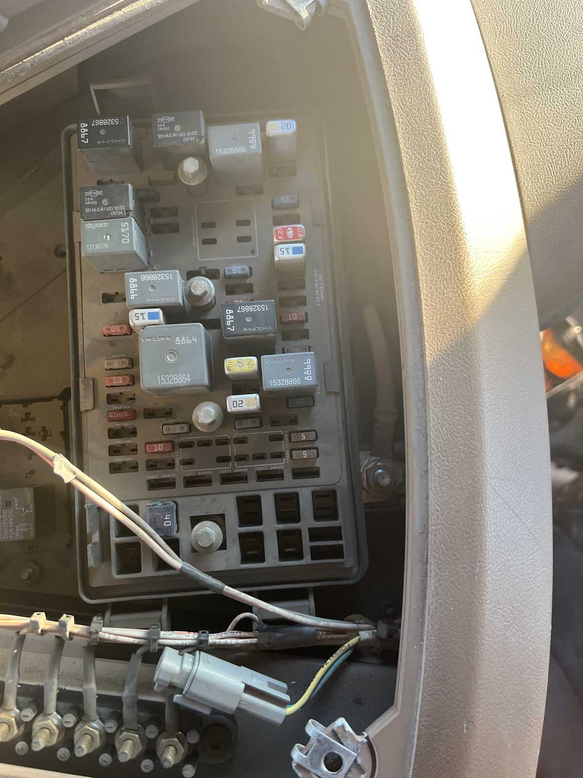 mack truck fuse panel diagram