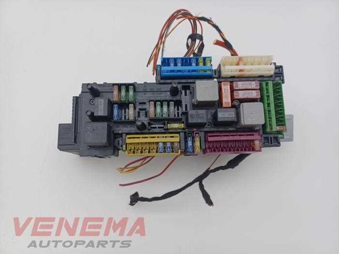 mercedes glk fuse box diagram