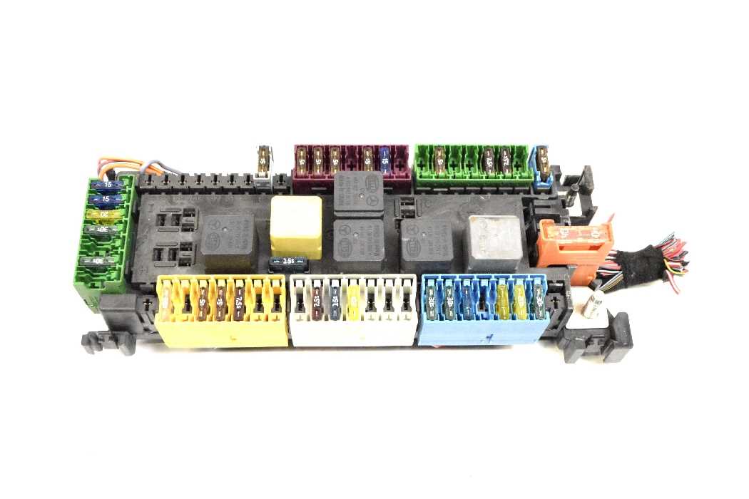 mercedes x166 fuse box diagram