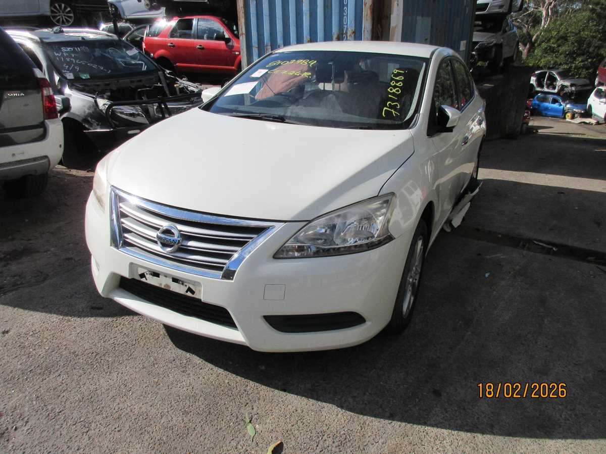 nissan pulsar 2015 fuse box diagram