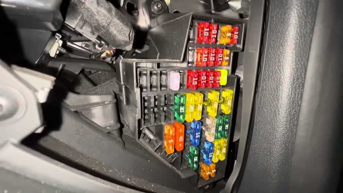 passat 2014 vw fuse diagram