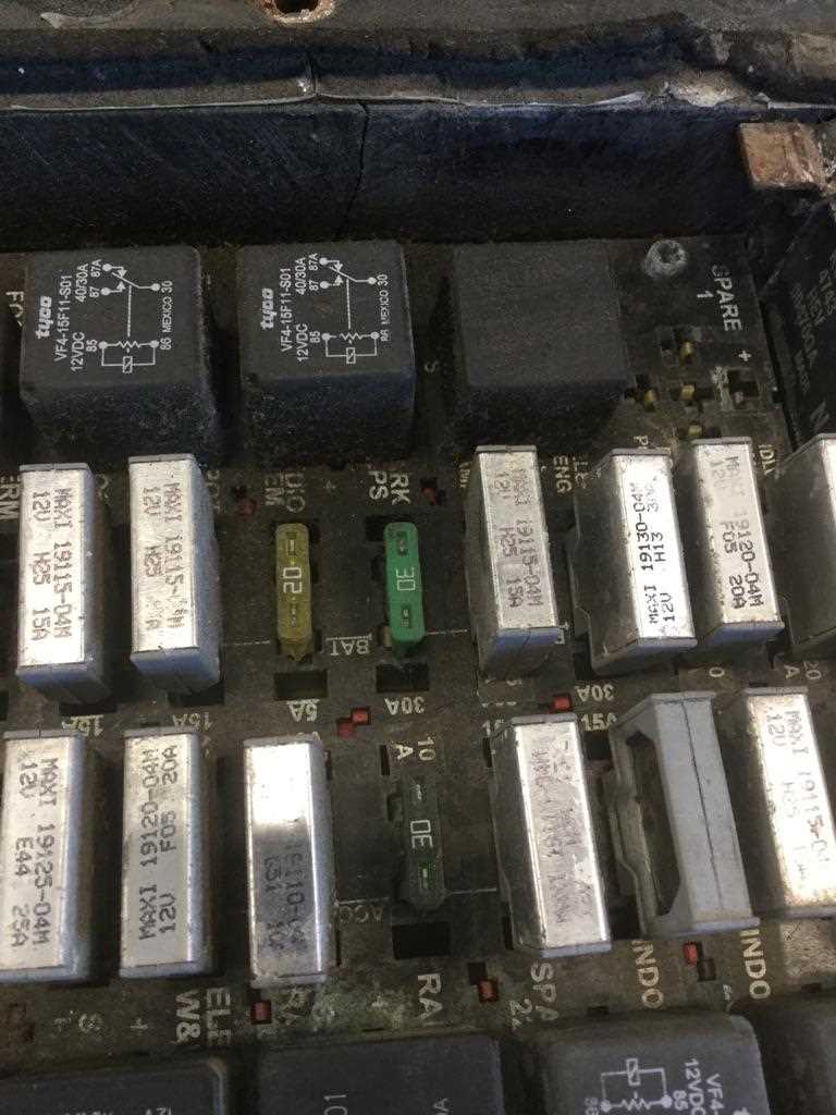 t800 fuse box diagram