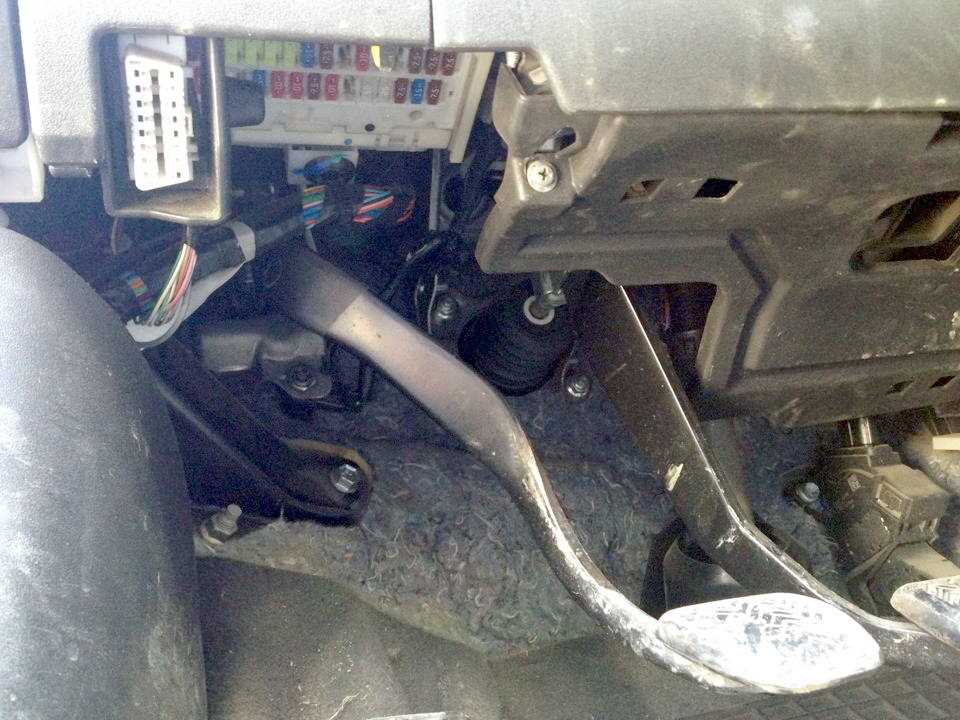 toyota auris 2008 fuse box diagram