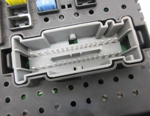 volvo v70 rear fuse box diagram
