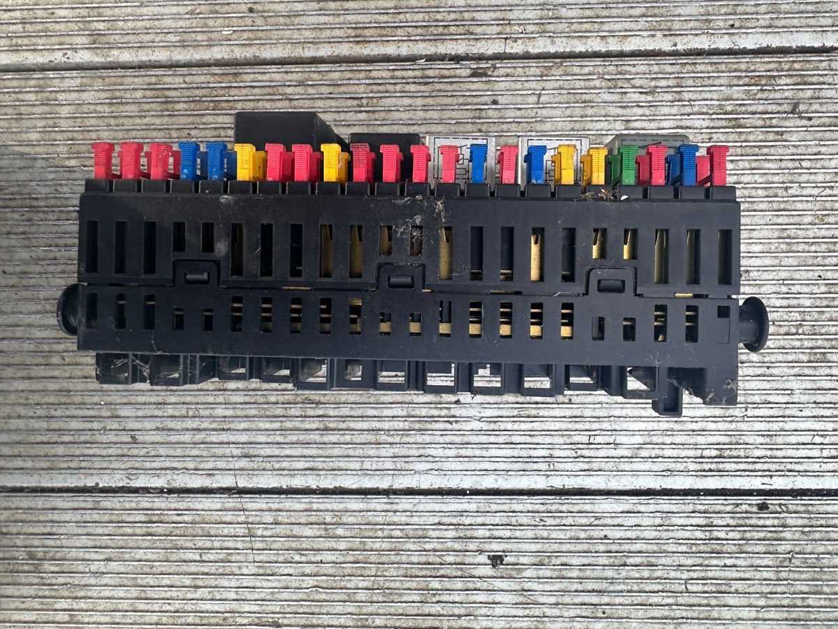 vw sharan 2001 fuse box diagram
