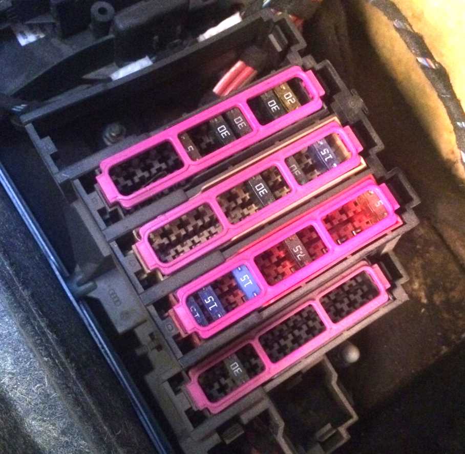 audi a5 2012 fuse box diagram