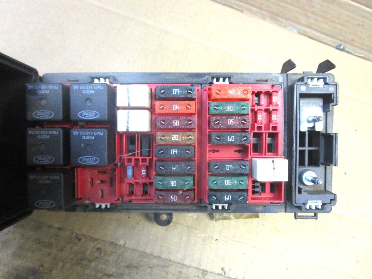 2001 ford f150 fuse box diagram under hood
