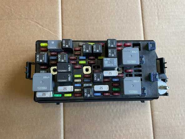 cadillac dts fuse box diagram