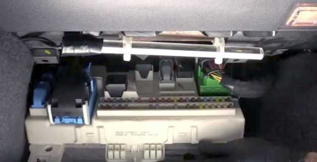 2008 volvo c30 fuse box diagram