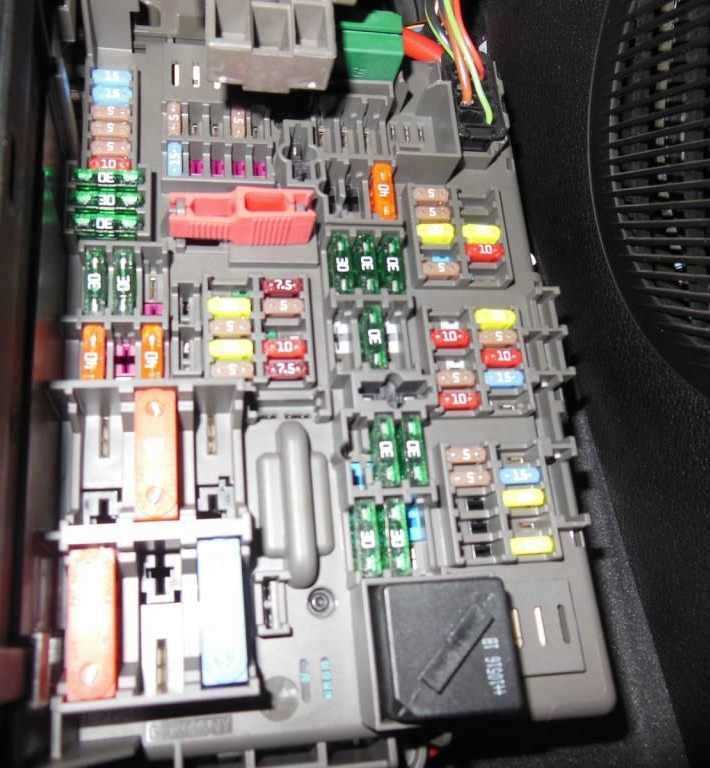 e89 fuse box diagram