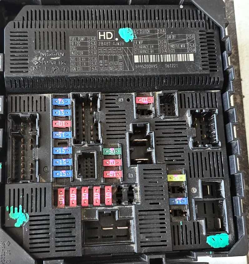 nissan navara np300 fuse box diagram