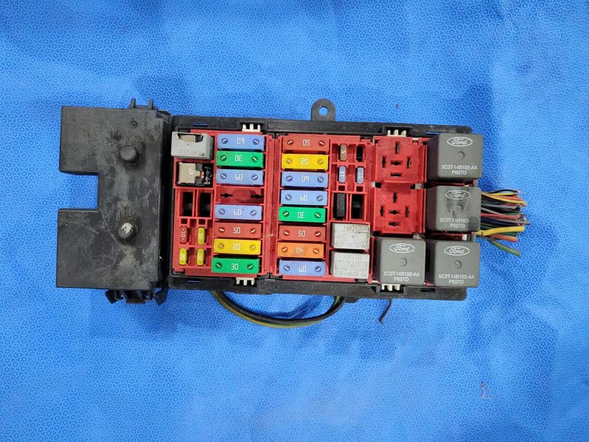 ford fiesta mk6 fuse box diagram