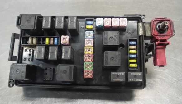 300c 2005 fuse box diagram