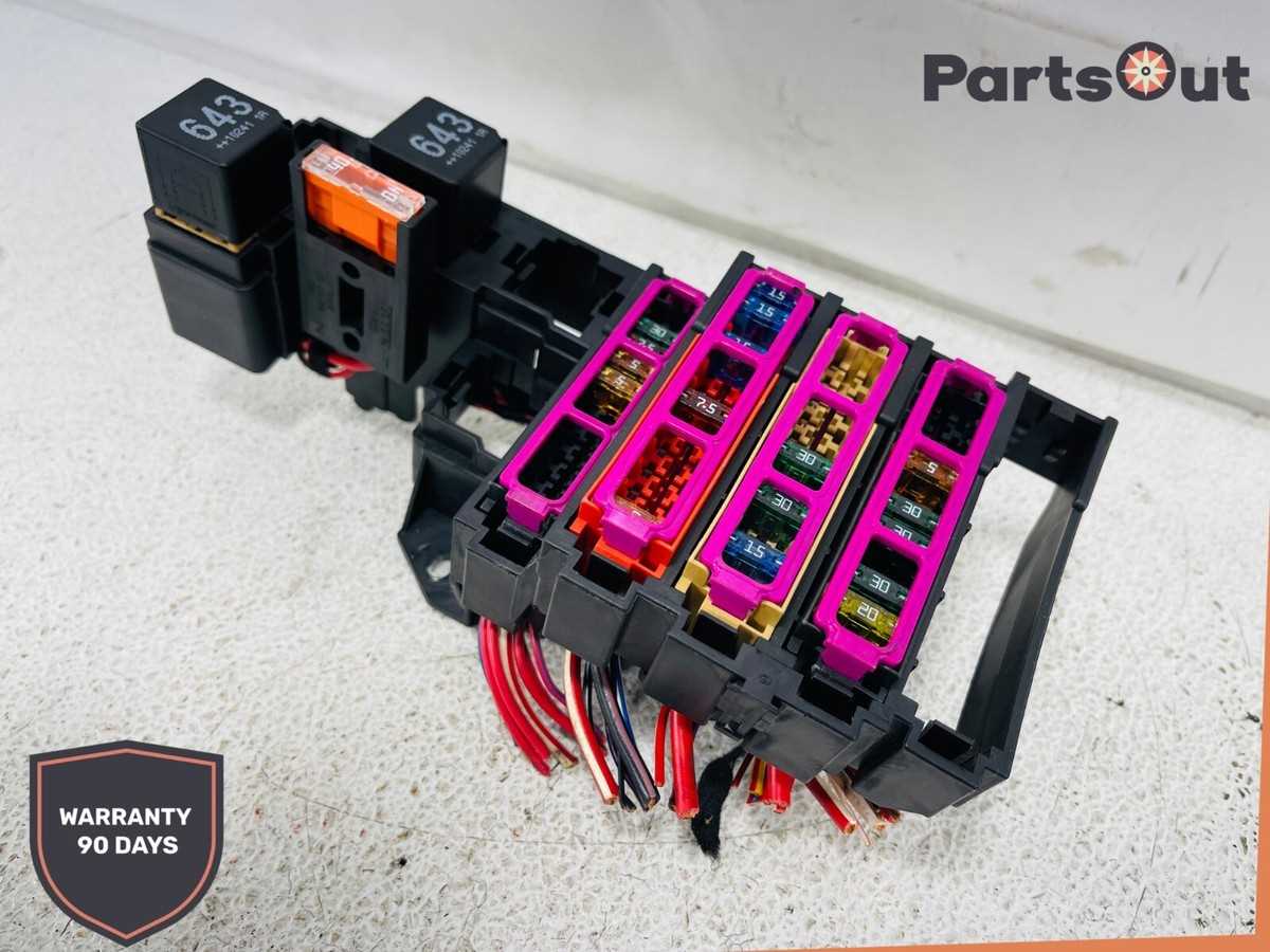 audi a4 b8 trunk fuse diagram