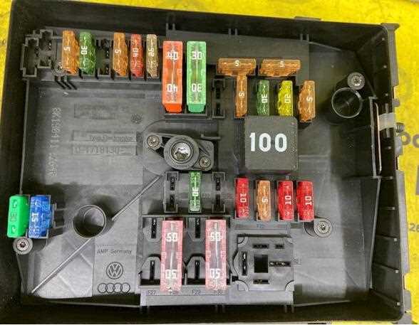 vw tiguan 2011 fuse box diagram
