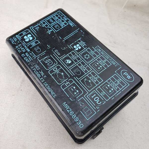 1994 mitsubishi montero fuse box diagram