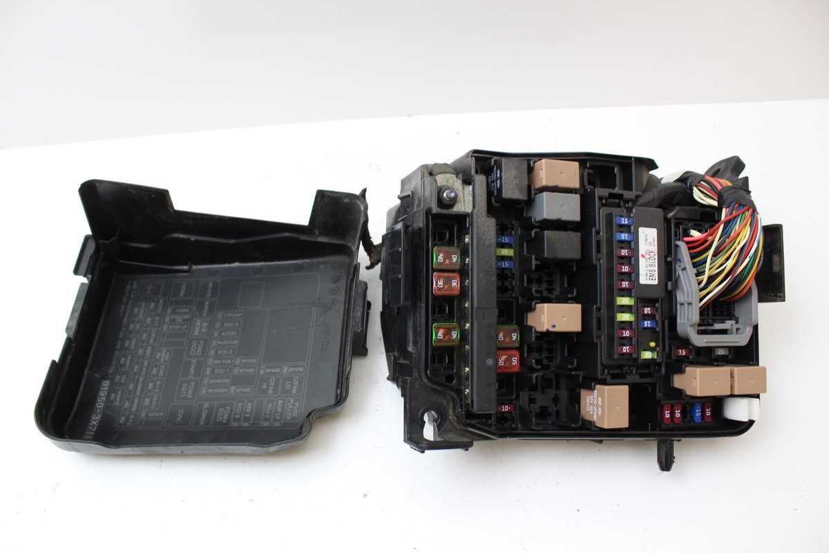 hyundai elantra 2012 fuse box diagram
