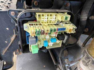 17 hino 268 fuse box diagram