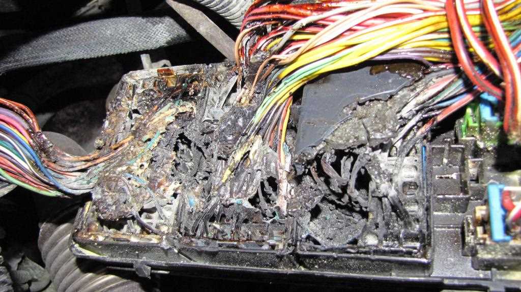 pontiac g5 fuse box diagram