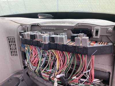 international 9900i fuse panel diagram