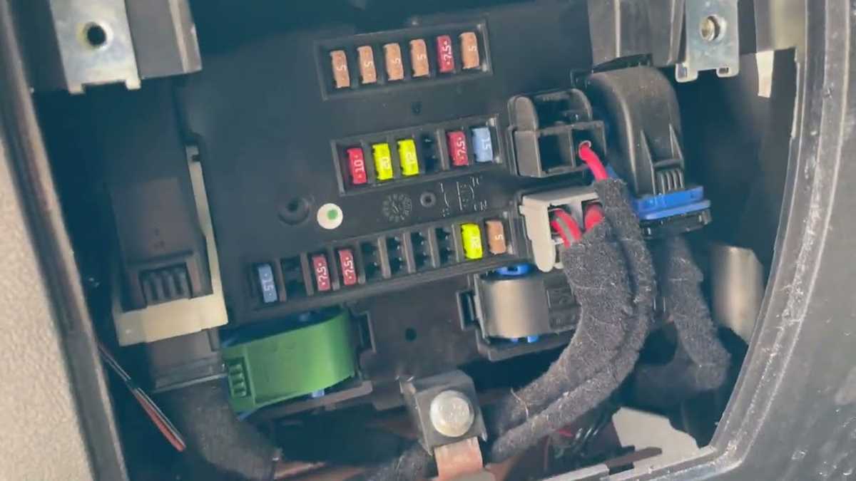 2020 promaster fuse box diagram