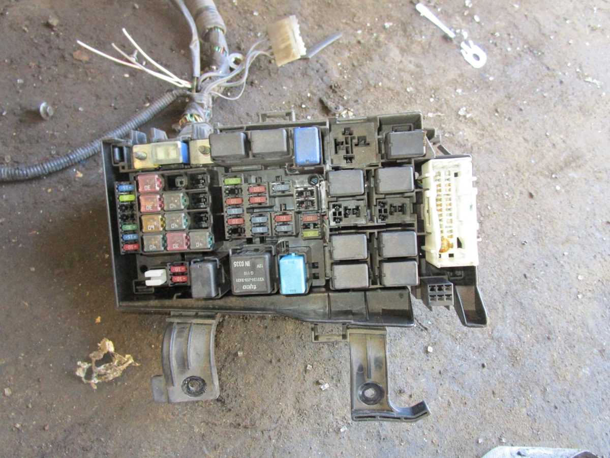 is300 fuse box diagram is300 fuse box diagram
