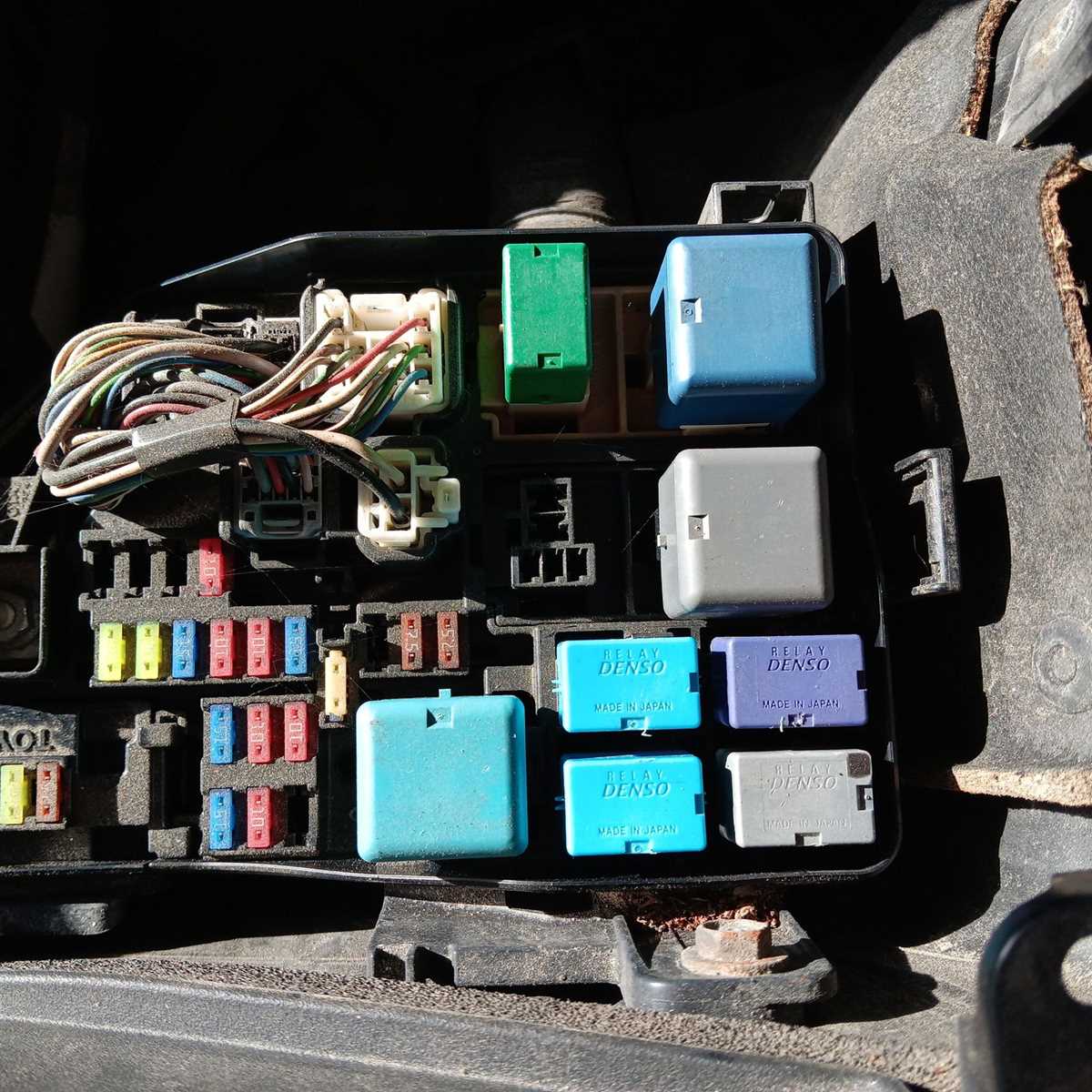 2012 lexus es 350 fuse box diagram