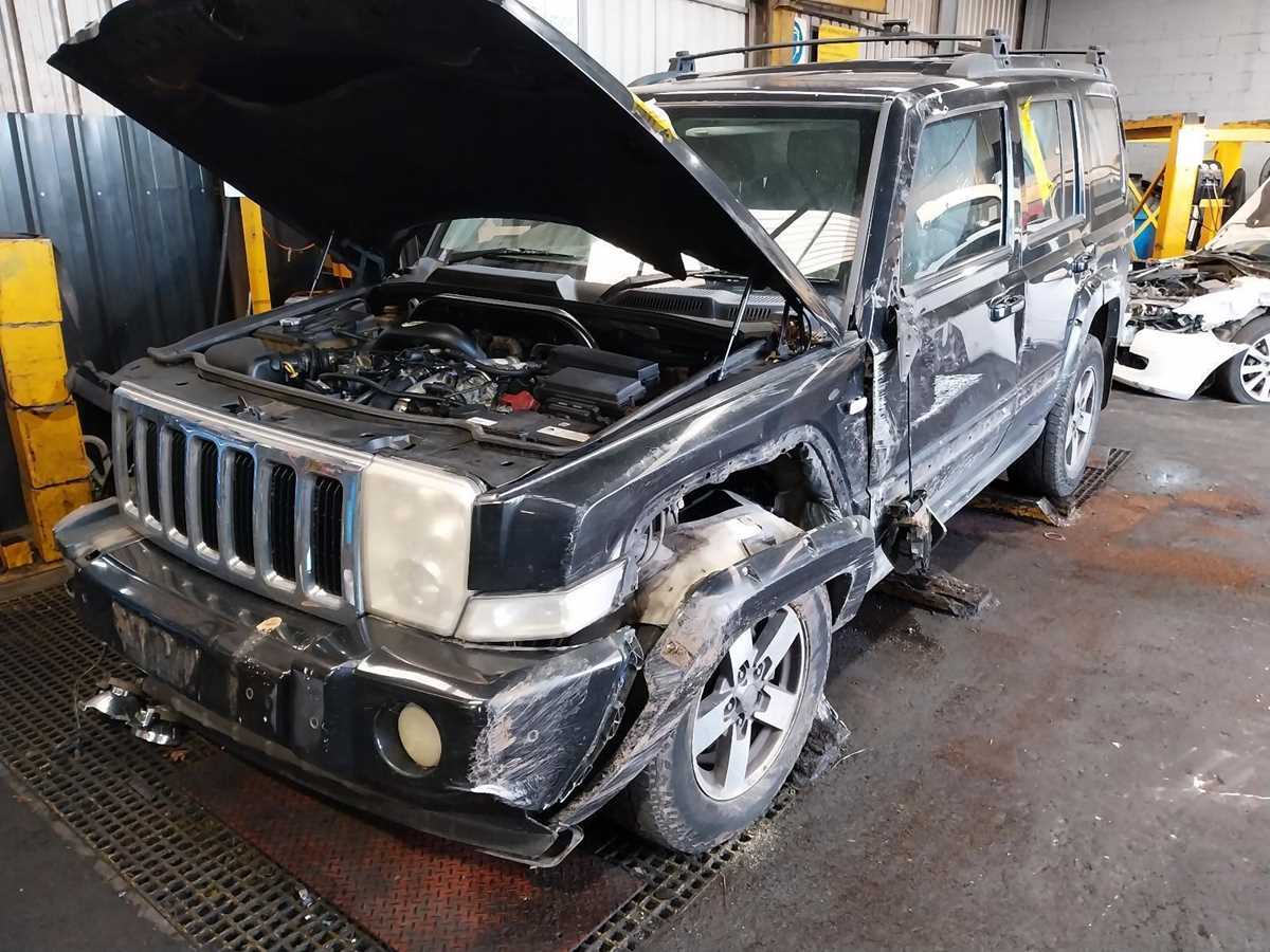 jeep commander fuse diagram