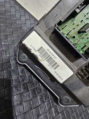 jeep commander fuse panel diagram