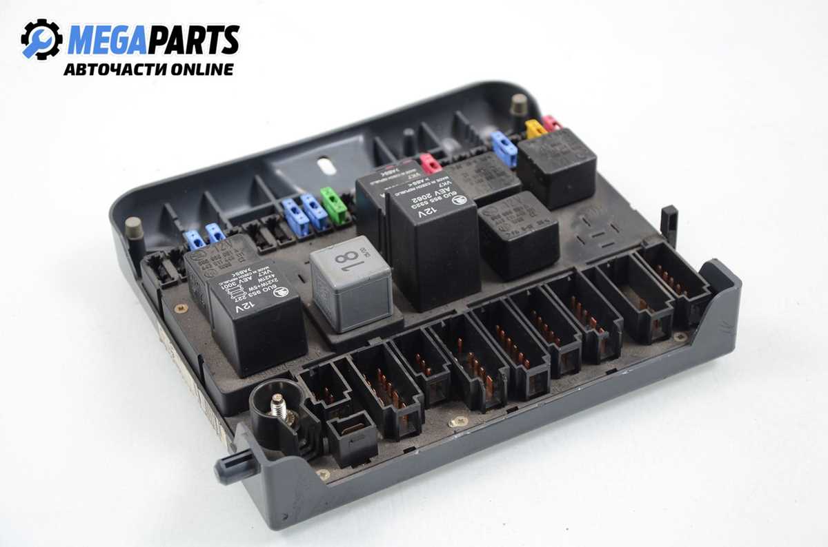 2010 freightliner cascadia fuse box diagram