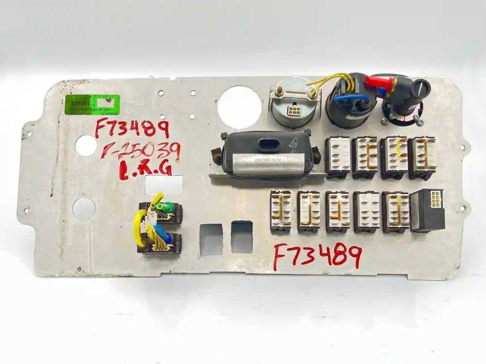 2009 freightliner columbia fuse box diagram