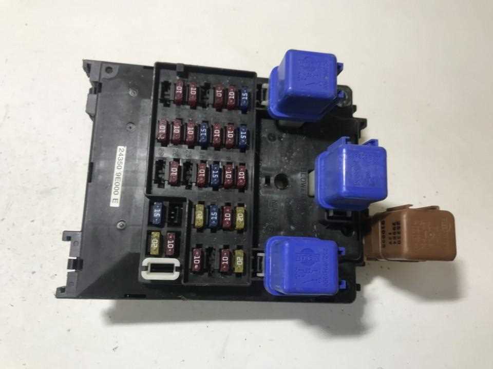 2000 xterra fuse box diagram