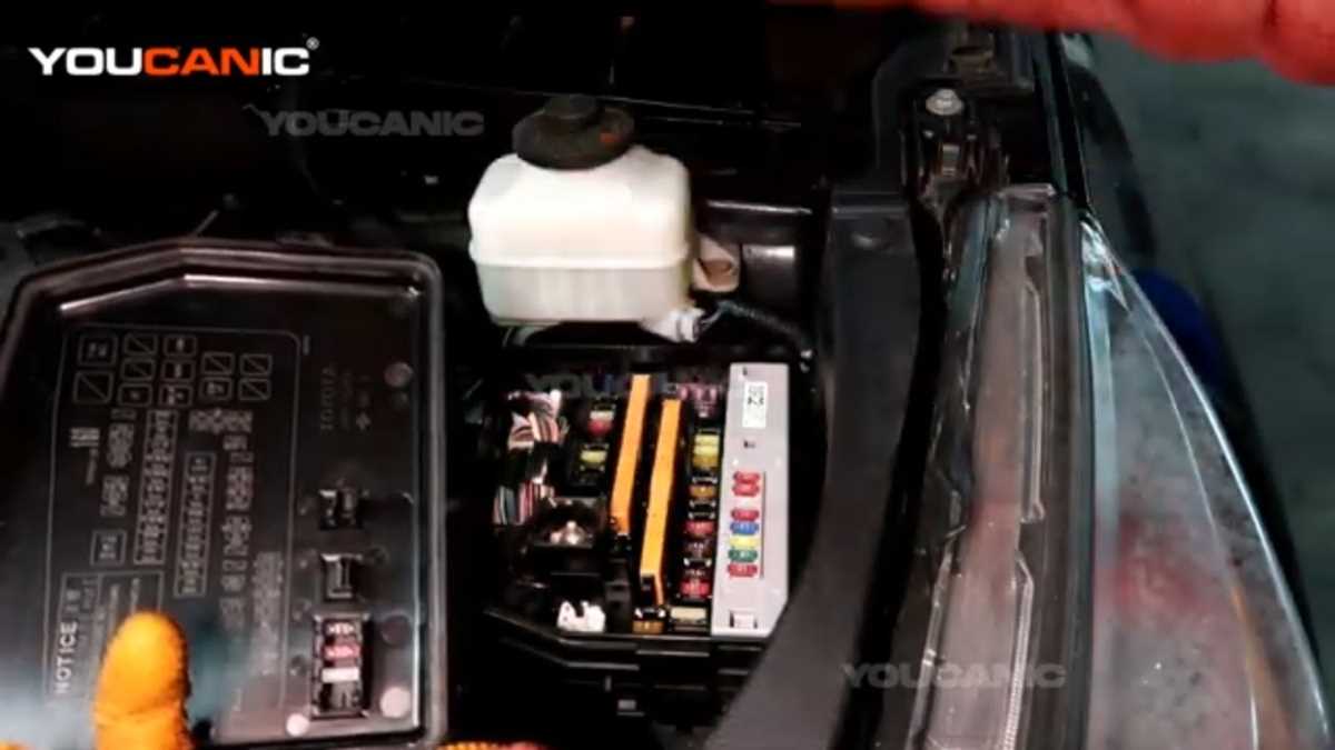 2014 highlander fuse box diagram