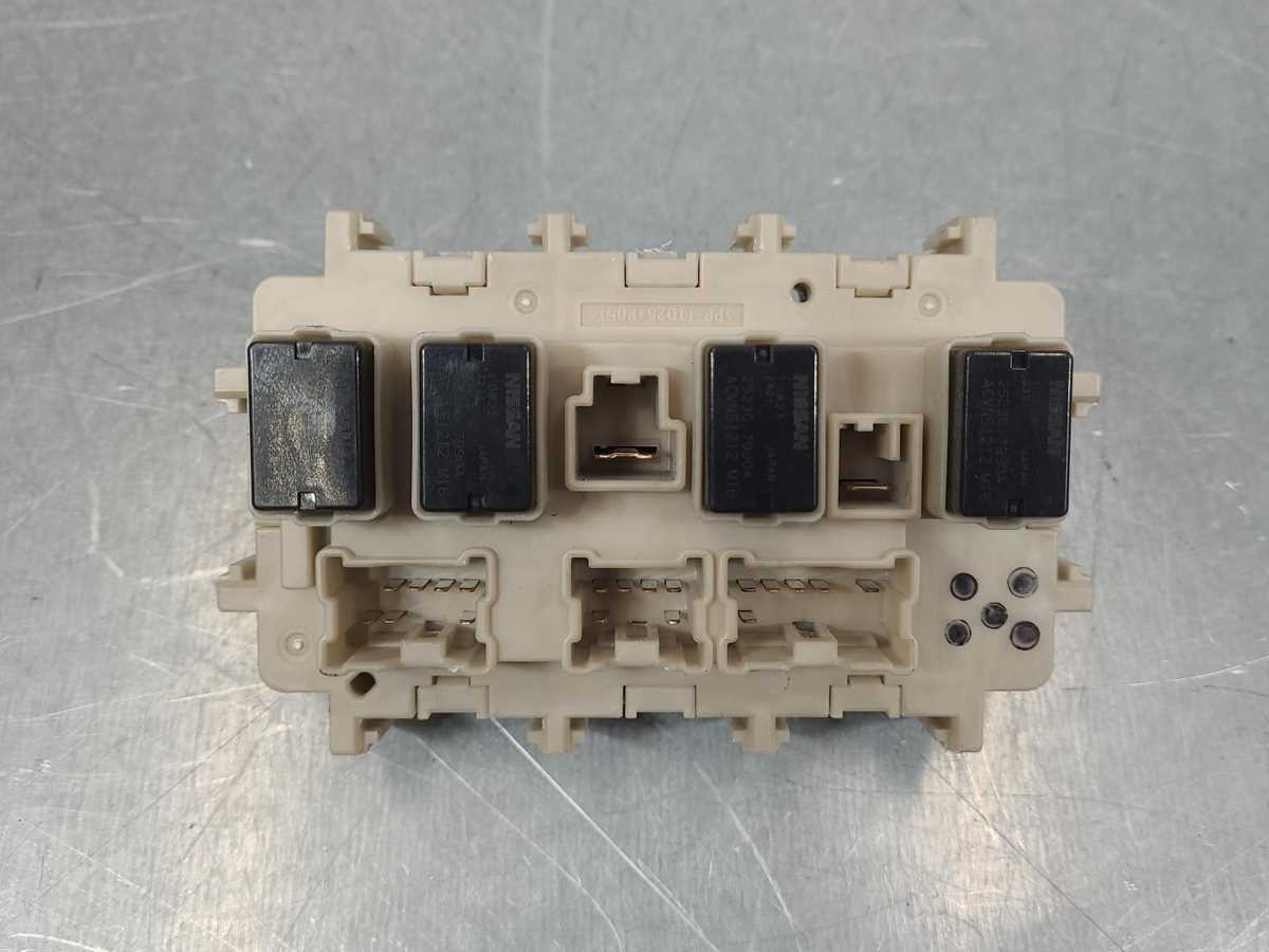 nissan navara np300 fuse box diagram