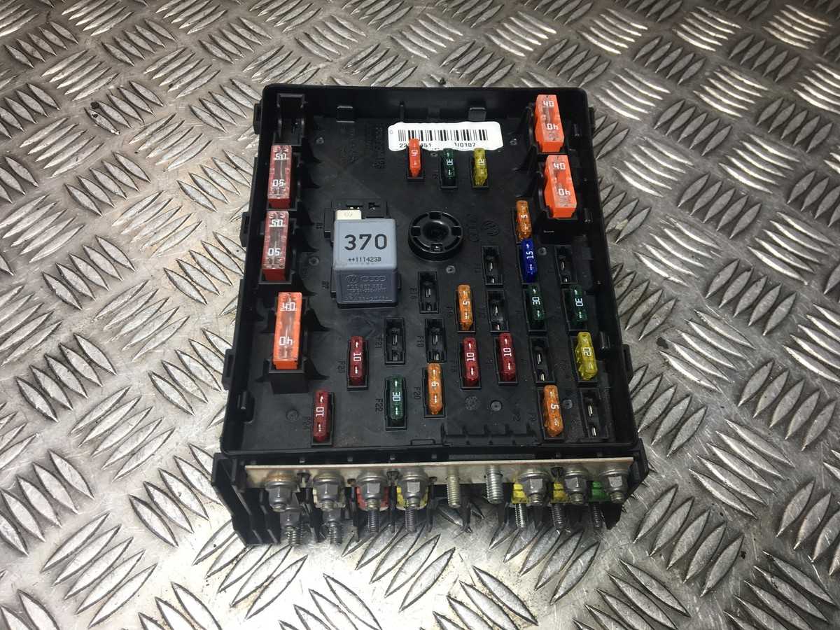 2013 volkswagen cc fuse diagram