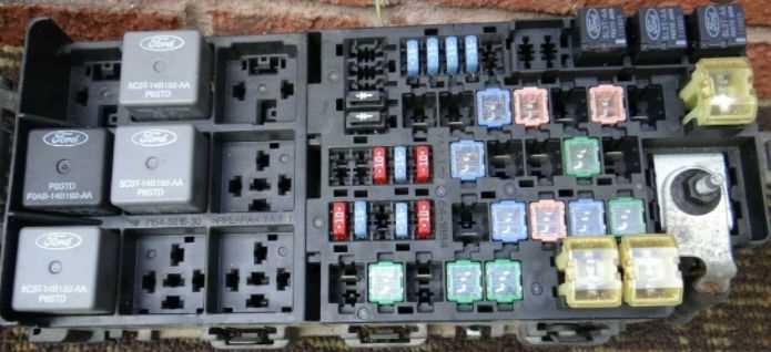 ford fusion 2009 fuse box diagram
