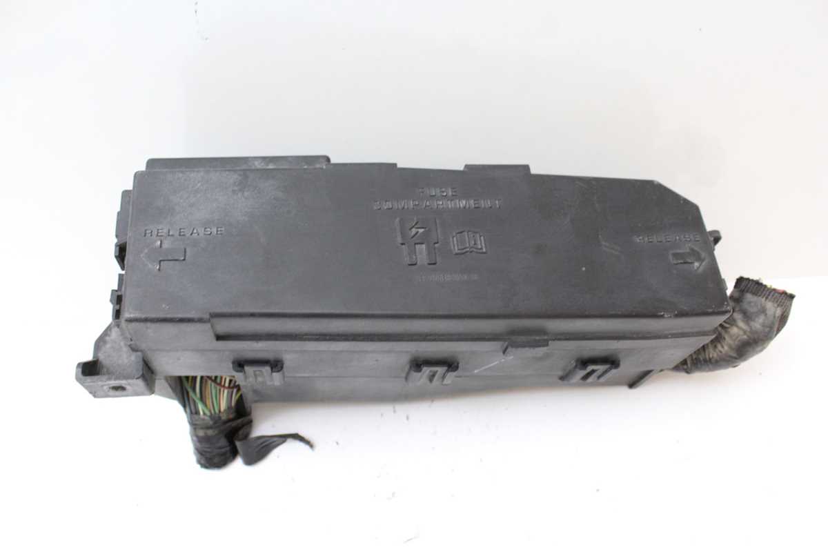 09 escape fuse diagram