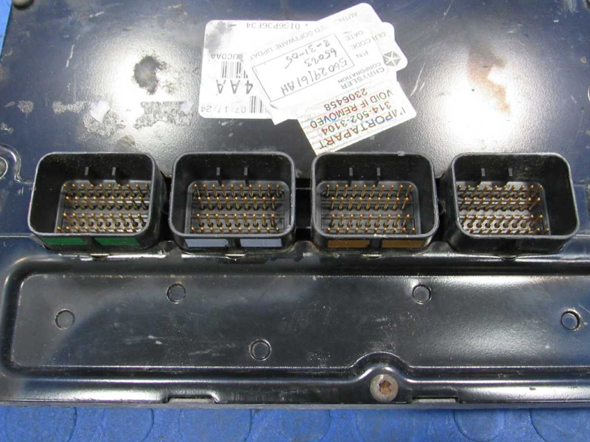 300c 2005 fuse box diagram