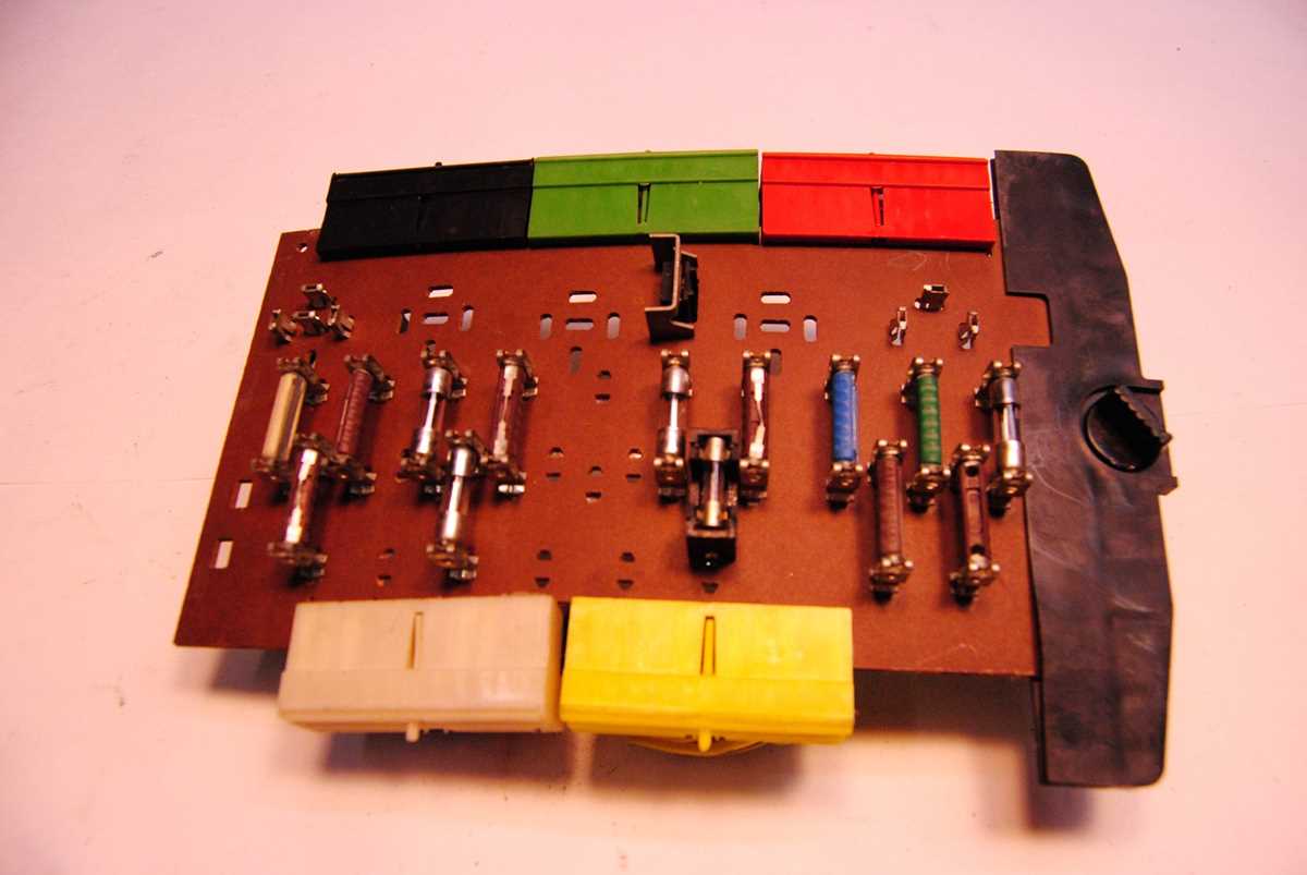 winnebago fuse box diagram